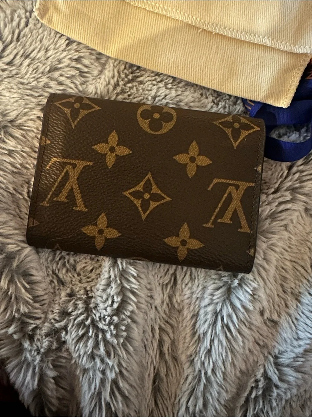 Louis Vuitton Rosalie Wallet - Picture 5 of 8